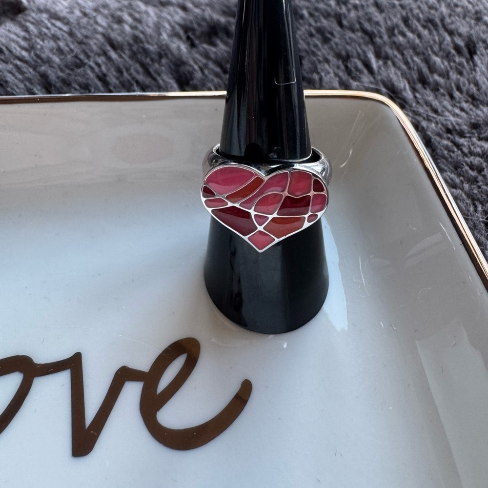 Gorgeous Swatch sterling silver Heart Shaped Pink and Red cocktail ring.